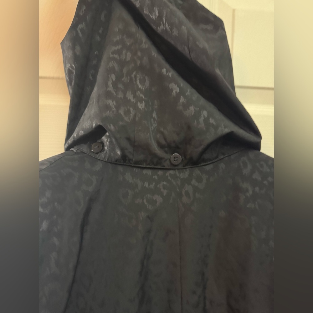 Maggie Barnes removable hooded coat with black pattern - 2X - Picture 5 of 5